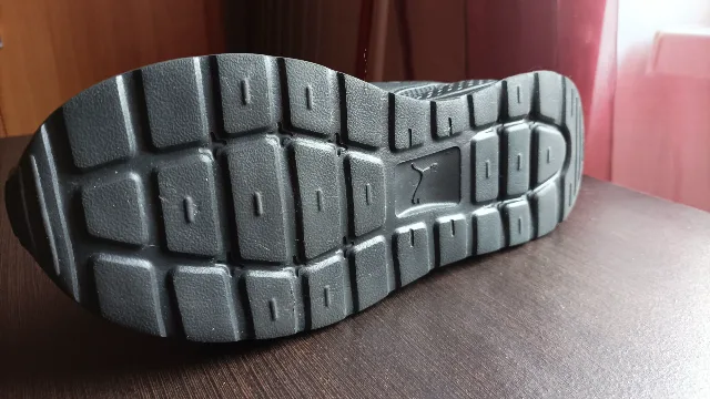 Adidași Puma originali – fotografia 2 din 4