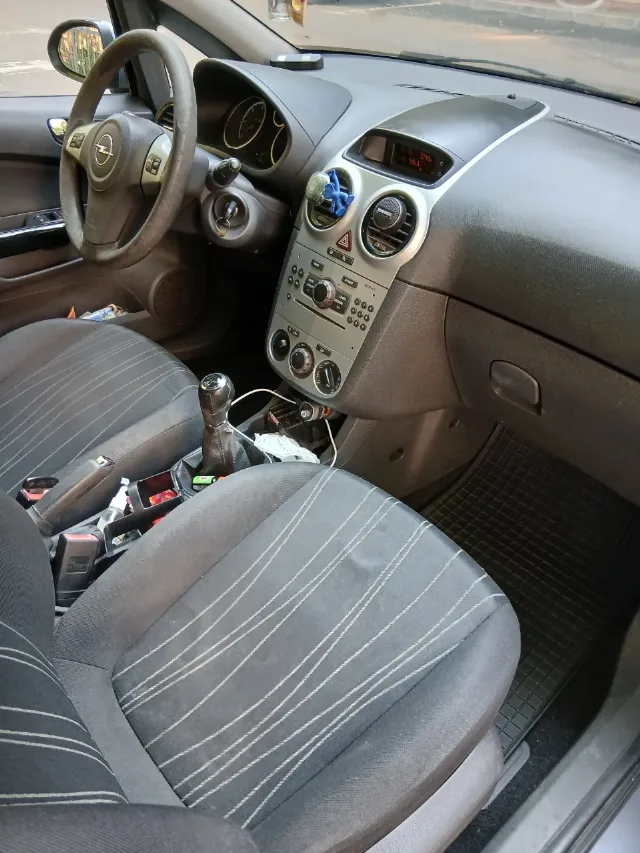 Opel Corsa D -1.3 -2009- Eco flex – fotografia 3 din 8