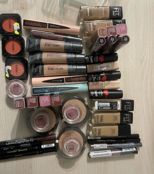 Produse make-up – Craiova, Dolj