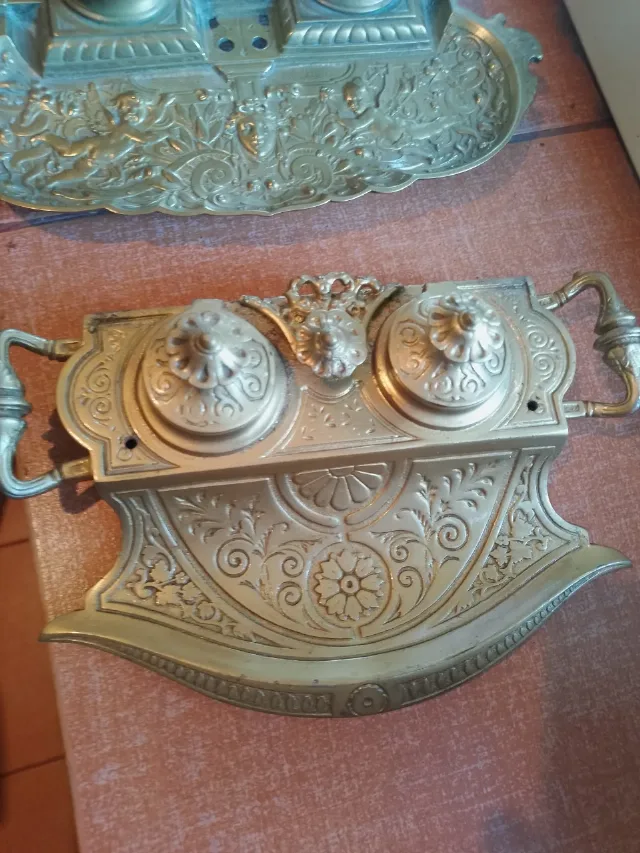 Set 2 Călimări vechi Antique anii 1920 stare  de uzură cu patina timpului – fotografia 4 din 4