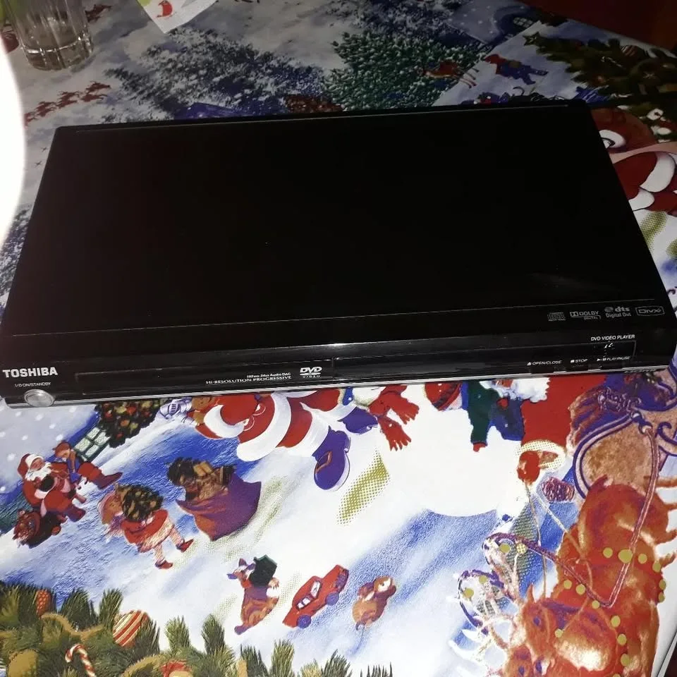 Se vinde Toshiba DVD player HDMI – Oradea, Bihor