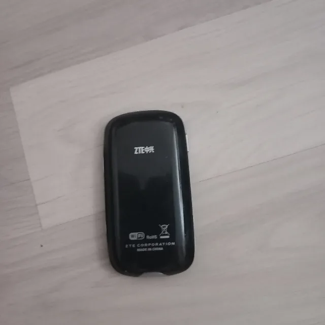 modem f60 stare buna e 3 g – fotografia 2 din 2