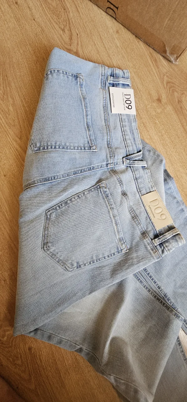 BLUGI STRADIVARIUS – fotografia 2 din 6