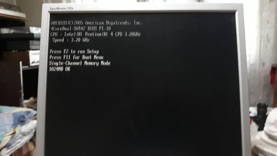 Kit PC Retro TESTAT Complet – Placă Hibrid ASRock, Pentium 4 3.2GHz, ASUS Radeon X550 – Oradea, Bihor