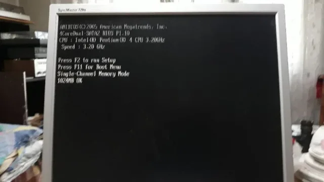 Kit PC Retro TESTAT Complet – Placă Hibrid ASRock, Pentium 4 3.2GHz, ASUS Radeon X550 – Oradea, Bihor