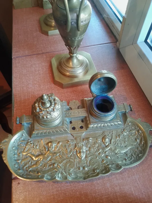 Set 2 Călimări vechi Antique anii 1920 stare  de uzură cu patina timpului – fotografia 2 din 4