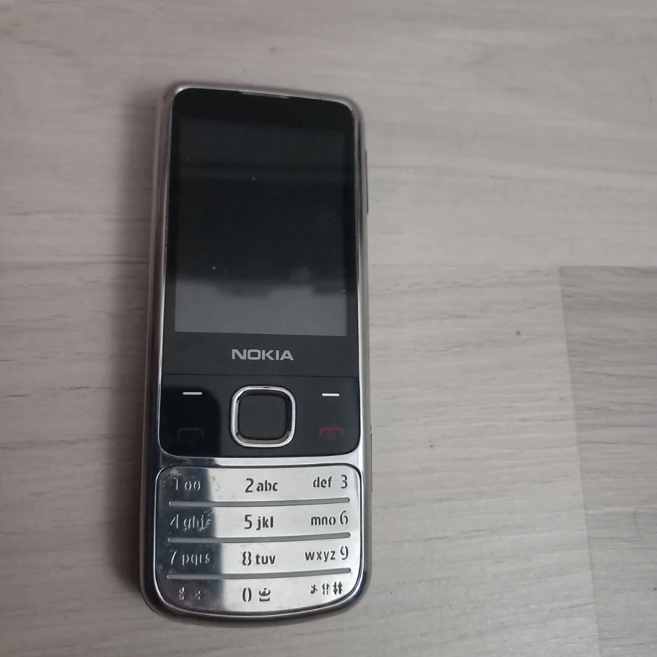 Nokia 6700 nu are baterie nu stiu nimik de el – București, București