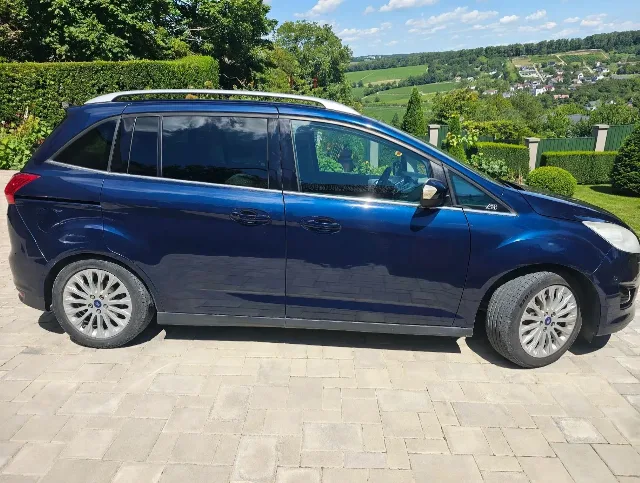 vând Ford focus grad c-max , titanium , automat , 2.0 – fotografia 3 din 8