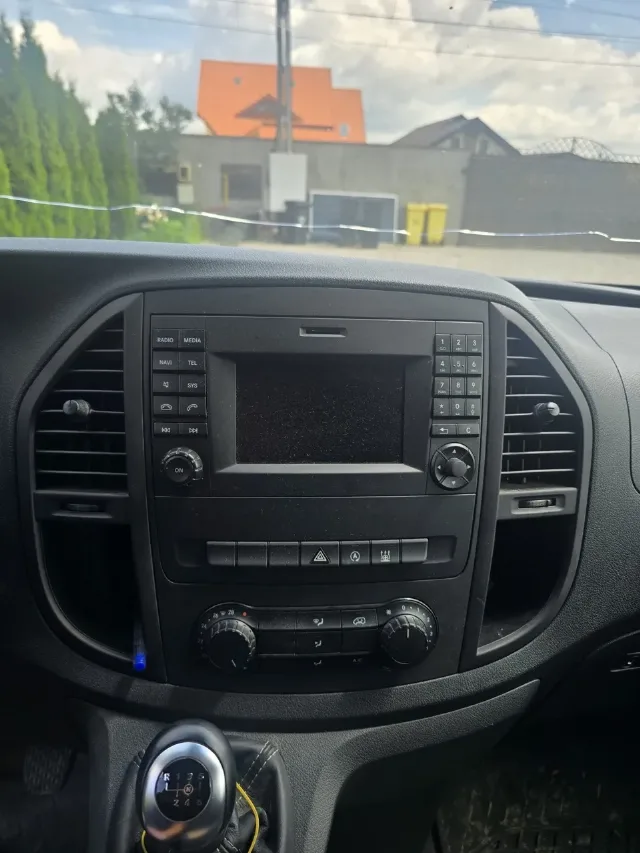 Mercedez vito tracțiune  fata, 1800 – fotografia 6 din 8