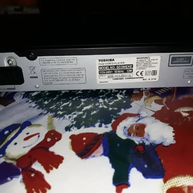 Se vinde Toshiba DVD player HDMI – fotografia 2 din 3