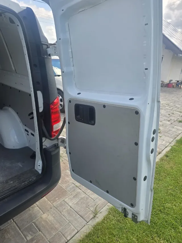 Mercedez vito tracțiune  fata, 1800 – fotografia 2 din 8