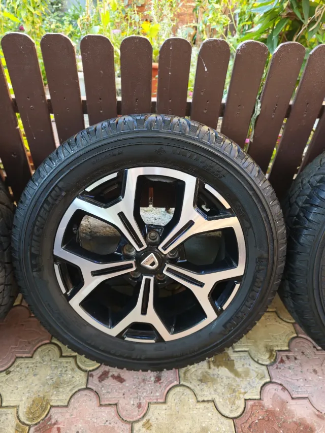 Jante Dacia Duster r17 – fotografia 6 din 8