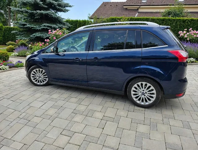 vând Ford focus grad c-max , titanium , automat , 2.0 – fotografia 4 din 8