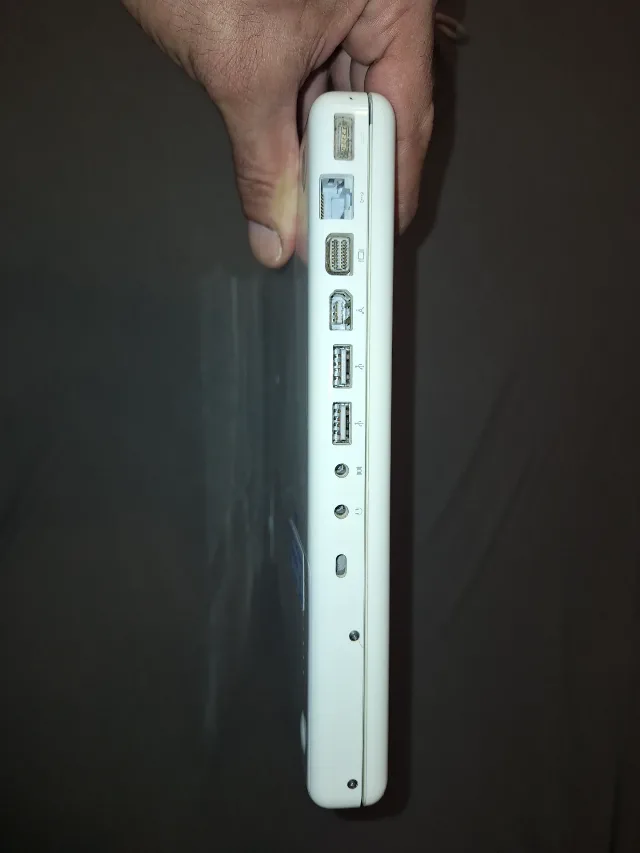LAPTOP Apple MacBook A1181 – fotografia 6 din 8