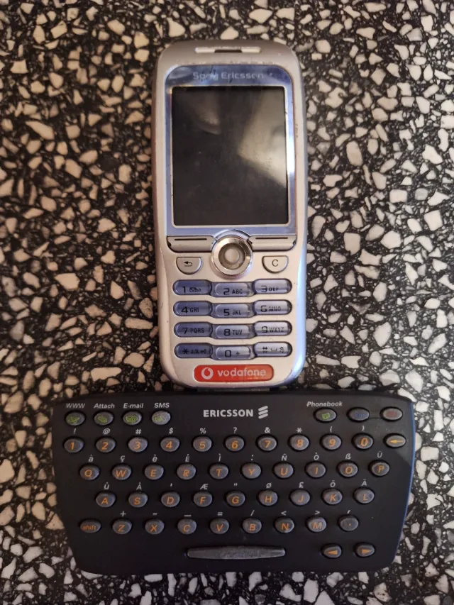 Telefoane colectie vintage – fotografia 6 din 8