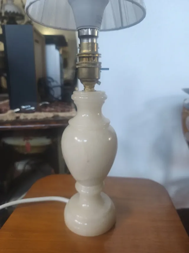 lampă de masă din marmură – fotografia 4 din 4