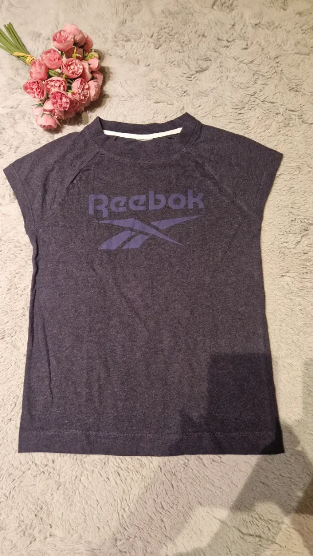 Tricou dama Reebok, mărimea S-M – fotografia 1 din 3