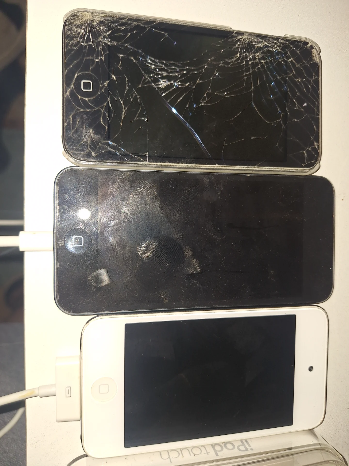 Apple Ipod 4 & 5 – fotografia 1 din 8