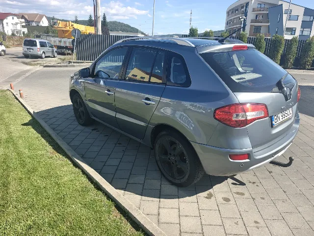 Vând Renault koleos , automat, 4x4 , 2.0 d, Bose 2009 – fotografia 4 din 8