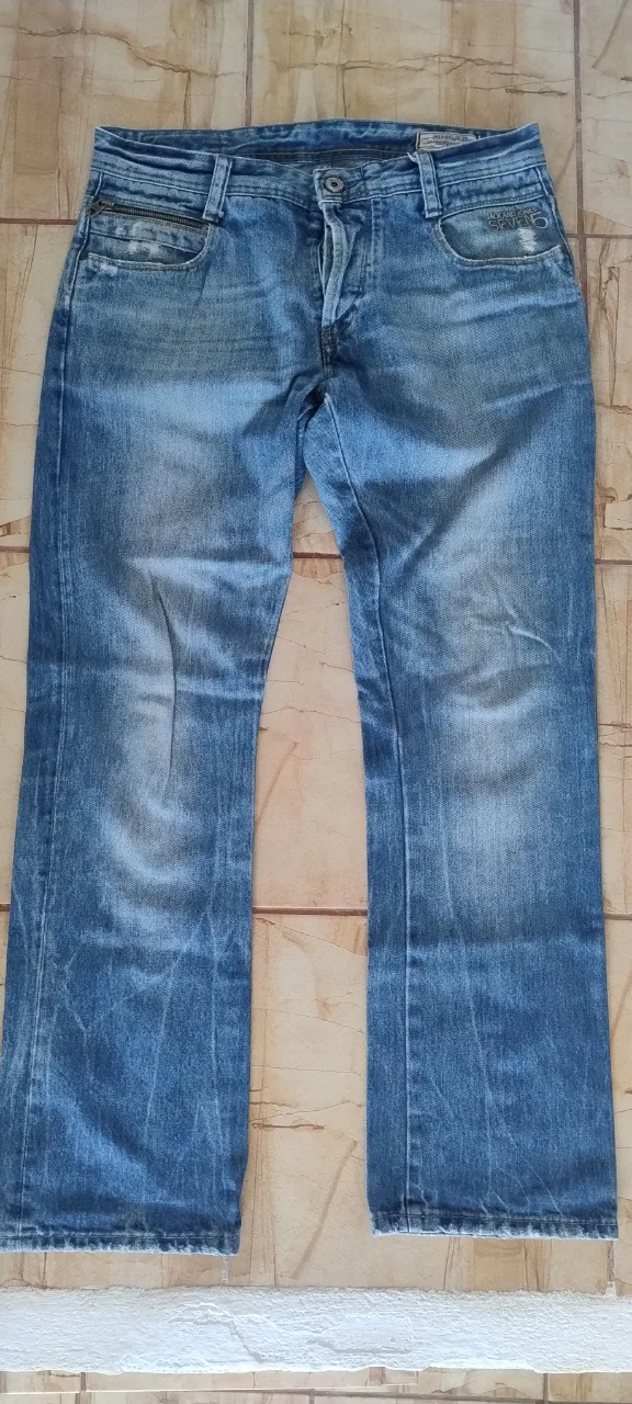 Vând, 2 perechi de blugi pentru bărbați, Jack & Jones Seven5 și Levi's 501 Original Fit! – fotografia 2 din 8