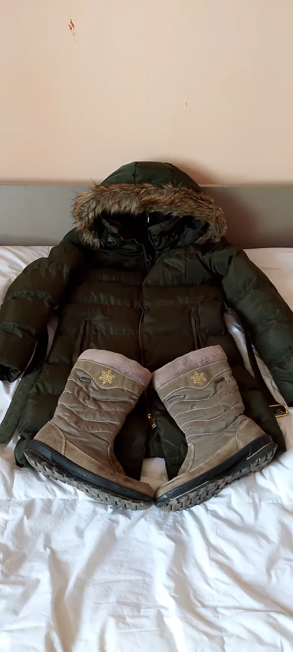 Geaca Atmosphere+cizme de iarna Cortina! – Campina, Prahova