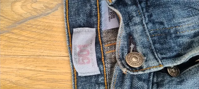 Vând, 2 perechi de blugi pentru bărbați, Jack & Jones Seven5 și Levi's 501 Original Fit! – fotografia 7 din 8
