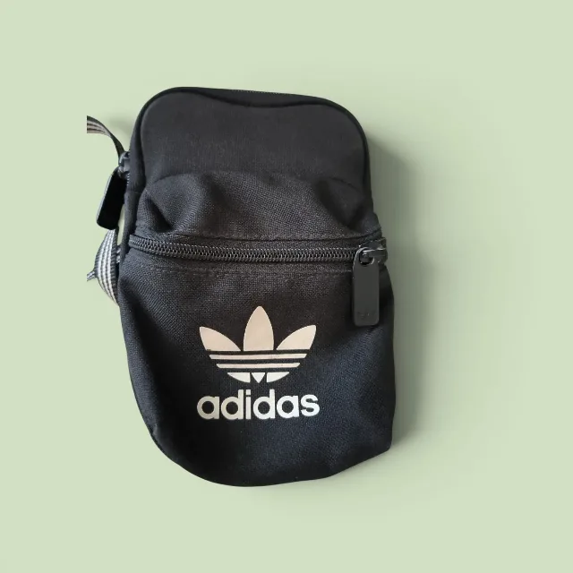 Geanta de umar adidas – fotografia 1 din 4