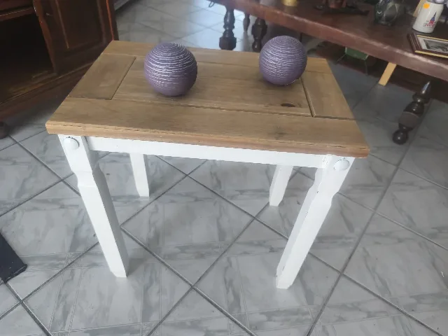 măsuță din lemn masiv in stil rustic – fotografia 2 din 5
