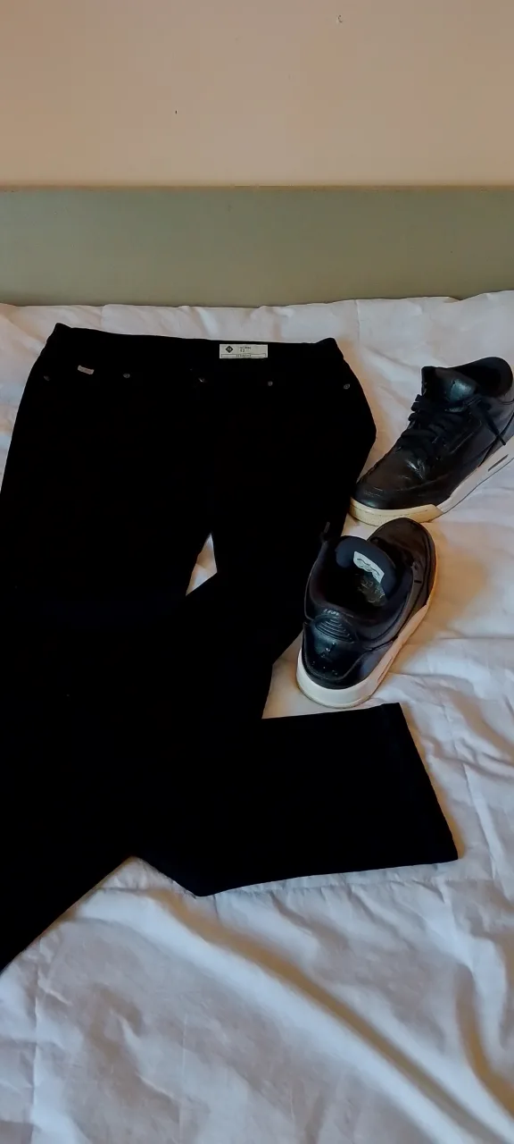 Set Jordan Air originali+blugi Tex! – Campina, Prahova