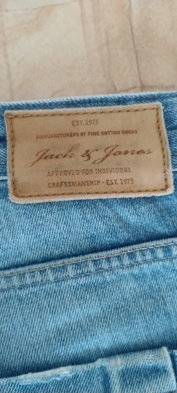 Vând, 2 perechi de blugi pentru bărbați, Jack & Jones Seven5 și Levi's 501 Original Fit! – fotografia 4 din 8