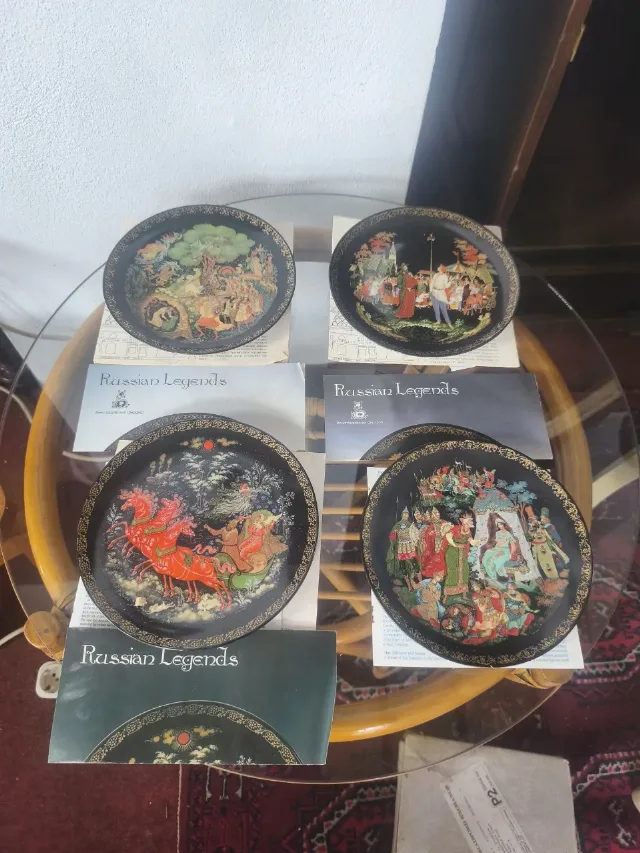 farfurii decorative de colecție din seria Legende Rusești – fotografia 1 din 6