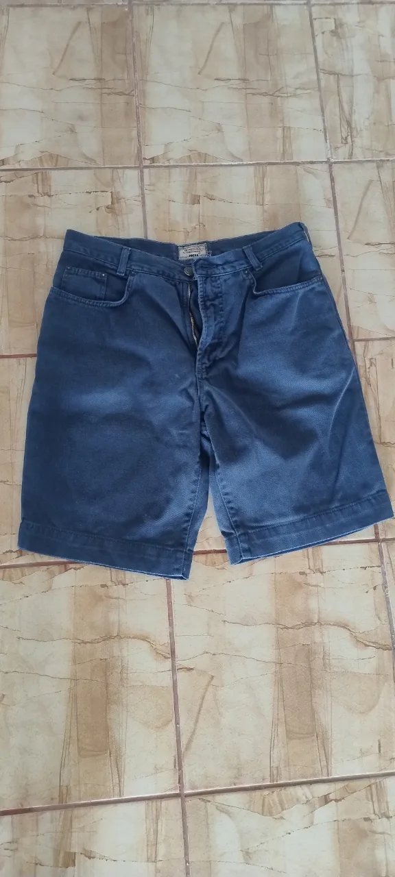 Vând, pantaloni scurți casual, brandul Humphrey & Brothers (Joker Clothing). – Otelu Rosu, Caraș-Severin