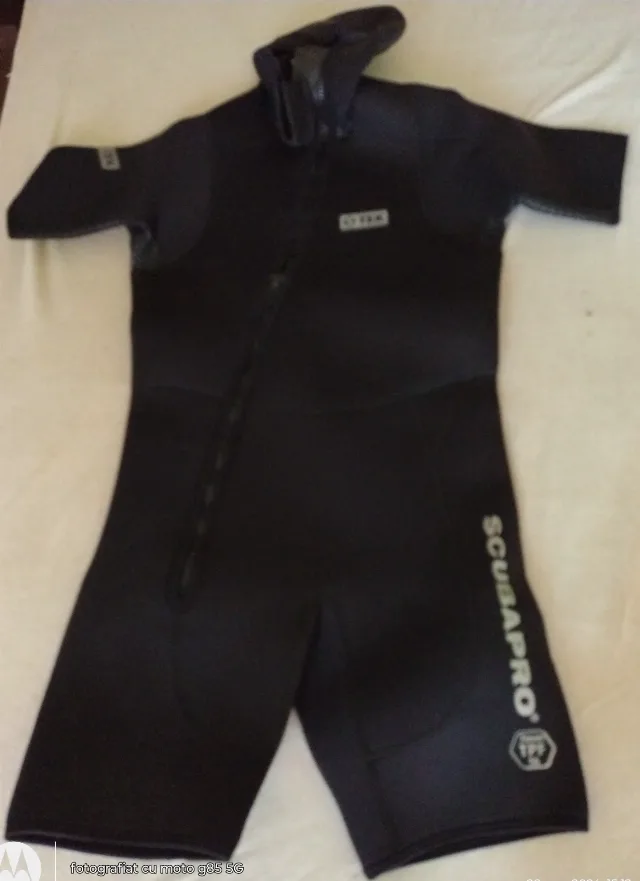 Costum scafandru nou Scubapro marimea XXL – Chiajna, Ilfov