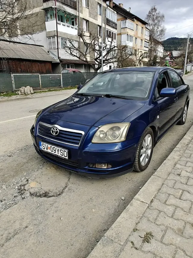 Toyota Avensis T25 – fotografia 2 din 4