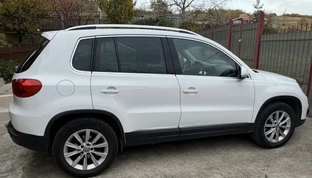 Se vinde Vw. Tiguan 4x4 - 8500 euro – fotografia 6 din 7