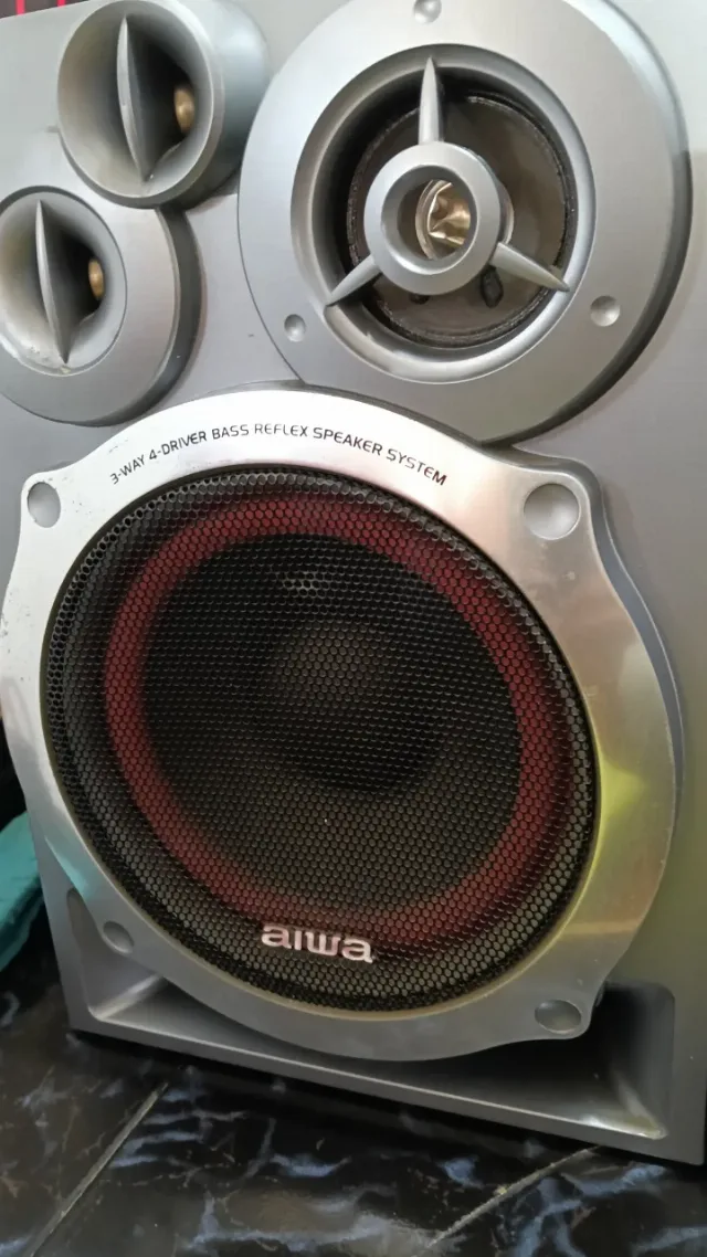 Boxe Aiwa bass reflex de 50W 6 ohmi – fotografia 2 din 8