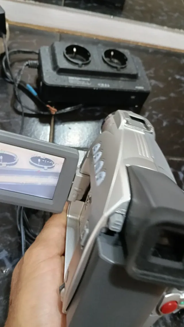 Camera video Canon dm-mv600e – fotografia 5 din 8