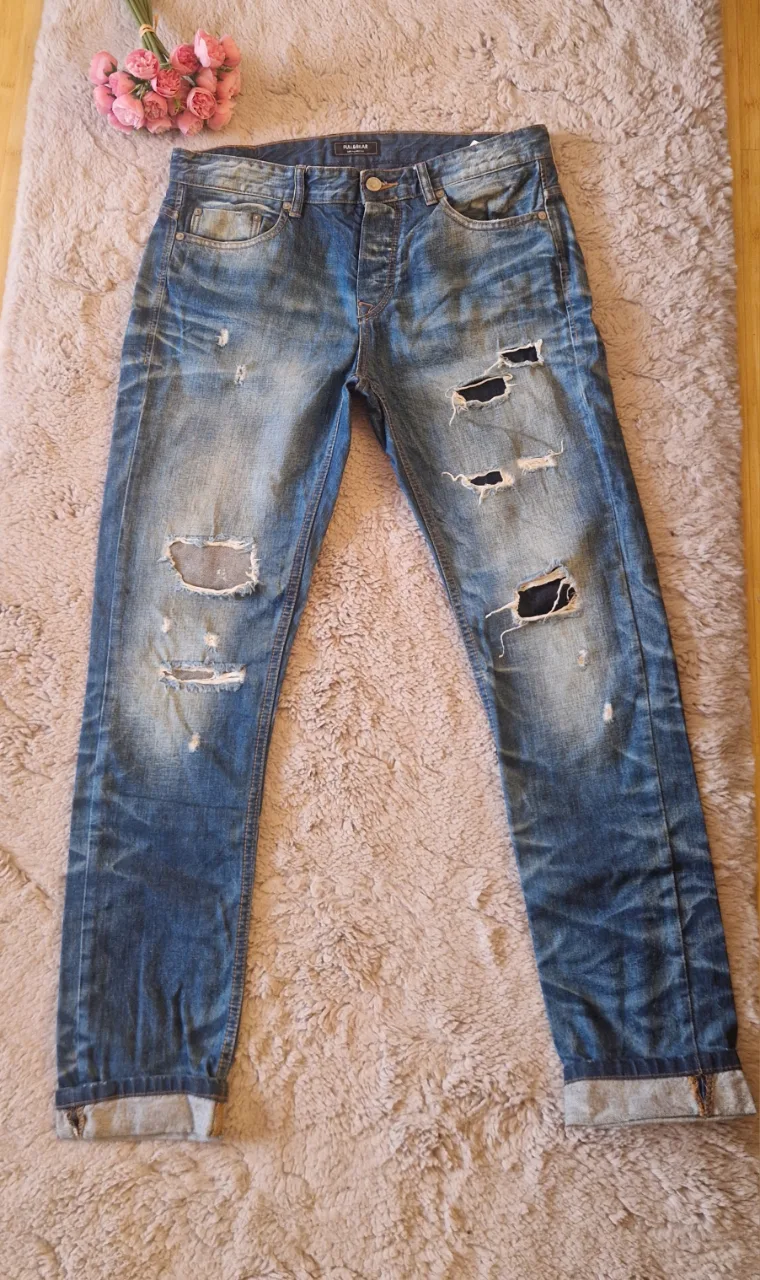 Blugi Pull&Bear stil Casual-streetwear, – Sector 3, București
