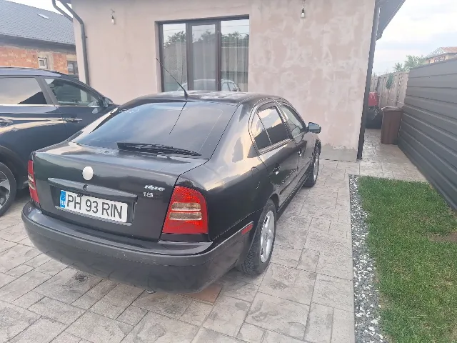 Vand skoda octavia tour – fotografia 5 din 6