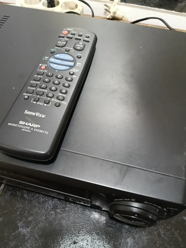 Video casetofon recorder Sharp Hi -fi – fotografia 8 din 8