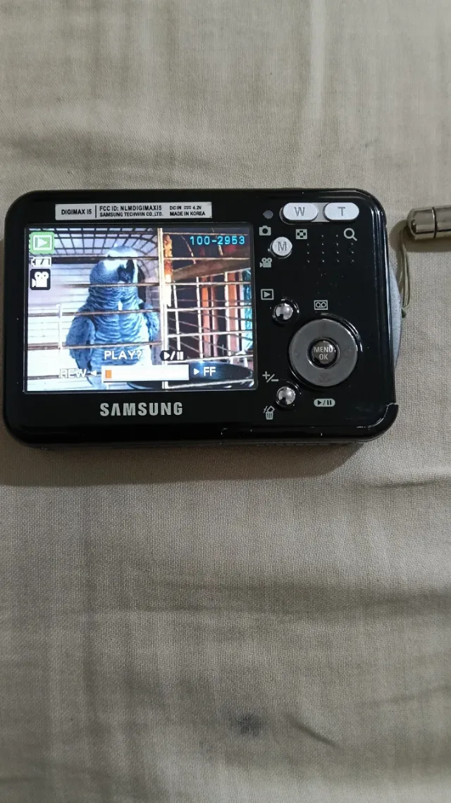 camera foto digitala Samsung Digimax I5 – fotografia 2 din 8