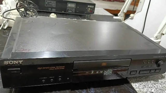 CD player deck Sony cdp xe320 – fotografia 1 din 8