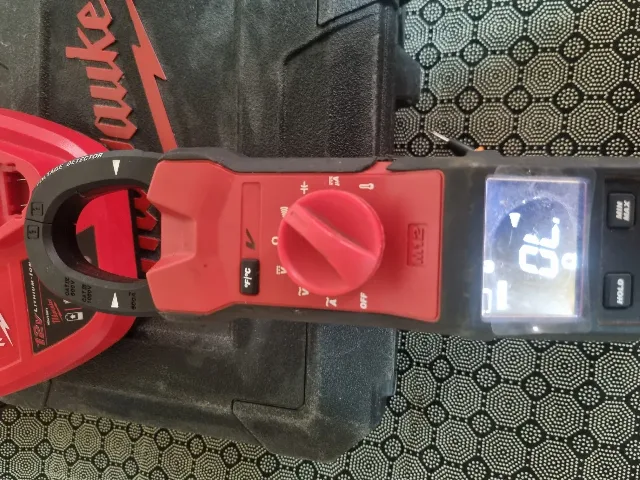 milwakee aparat măsură multiple funcții cu baterie incarcator – fotografia 4 din 6
