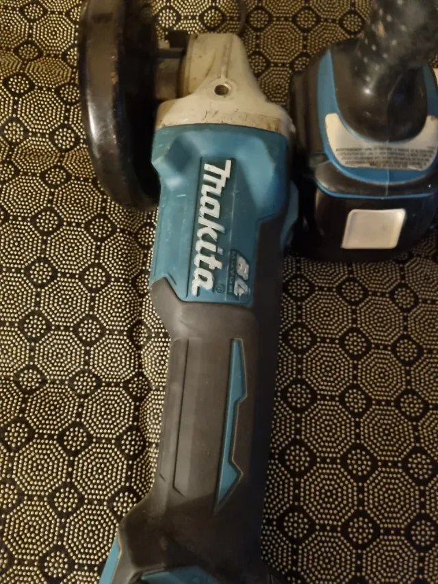 SET MAKITA FLEX .IMPACT BORMASINA 3ACUM .INCARCATOR – fotografia 3 din 7