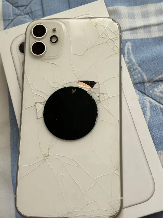 iPhone 11 , alb , 128 Gb , la cutie ! – fotografia 2 din 8
