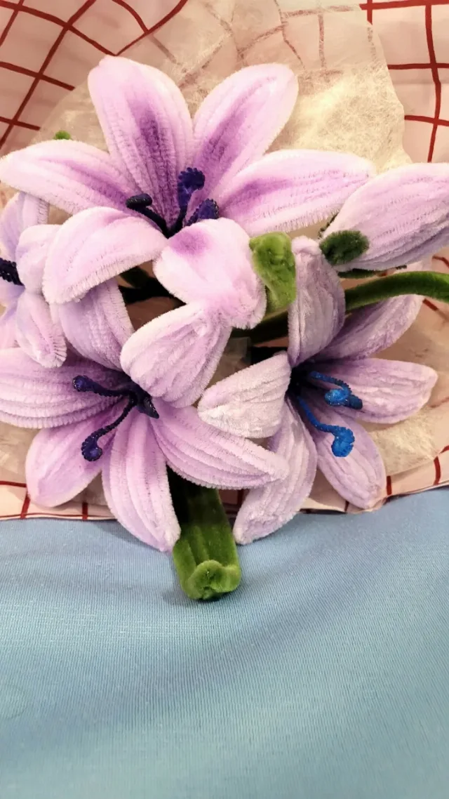 Buchet handmade sârmă plușată – fotografia 4 din 5