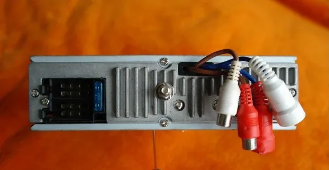 Radio / mp3 auto Tevion – fotografia 2 din 3