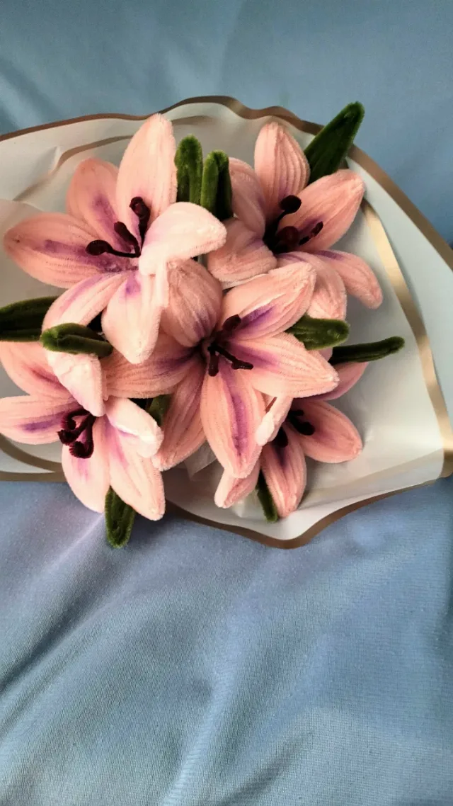 Buchet de flori handmade sârmă plușată – fotografia 2 din 5
