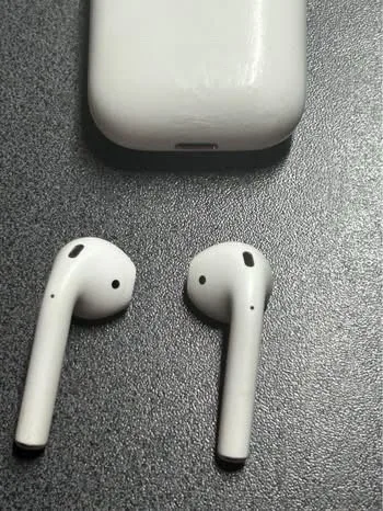 AirPods ( generația a 2-a ) originale 100% – fotografia 3 din 8