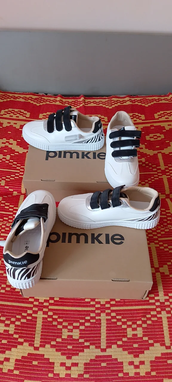 Set 2perechi adidași Pimkie! – fotografia 2 din 8